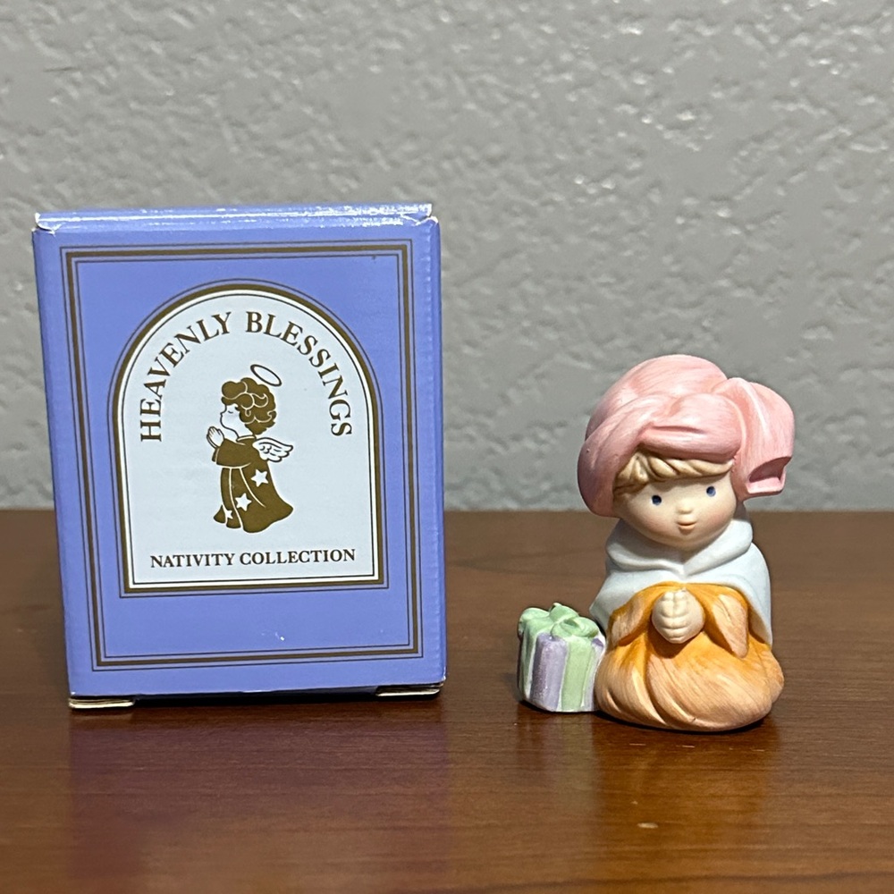 1986 Vintage AVON Nativity Collection Heavenly Blessings Melchior Wiseman in Box